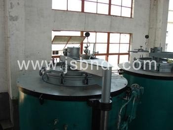 井式真空光亮退火炉