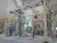 桂林矿机粉体研磨设备立磨机