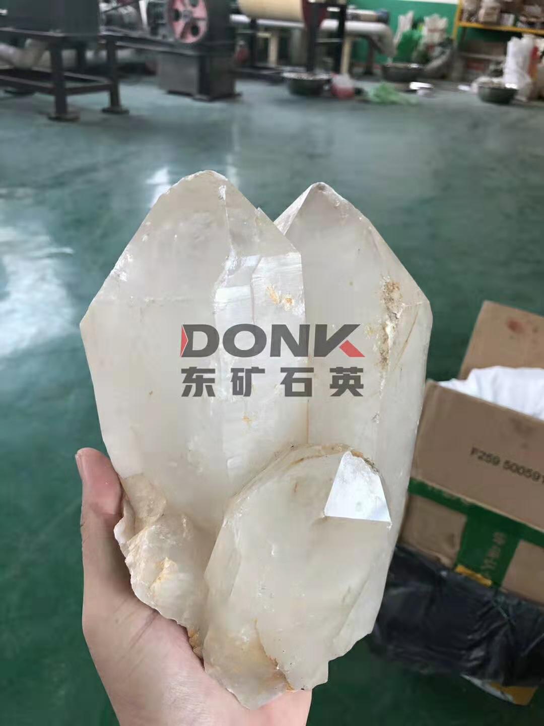 东矿贸易直供进口水晶石英矿